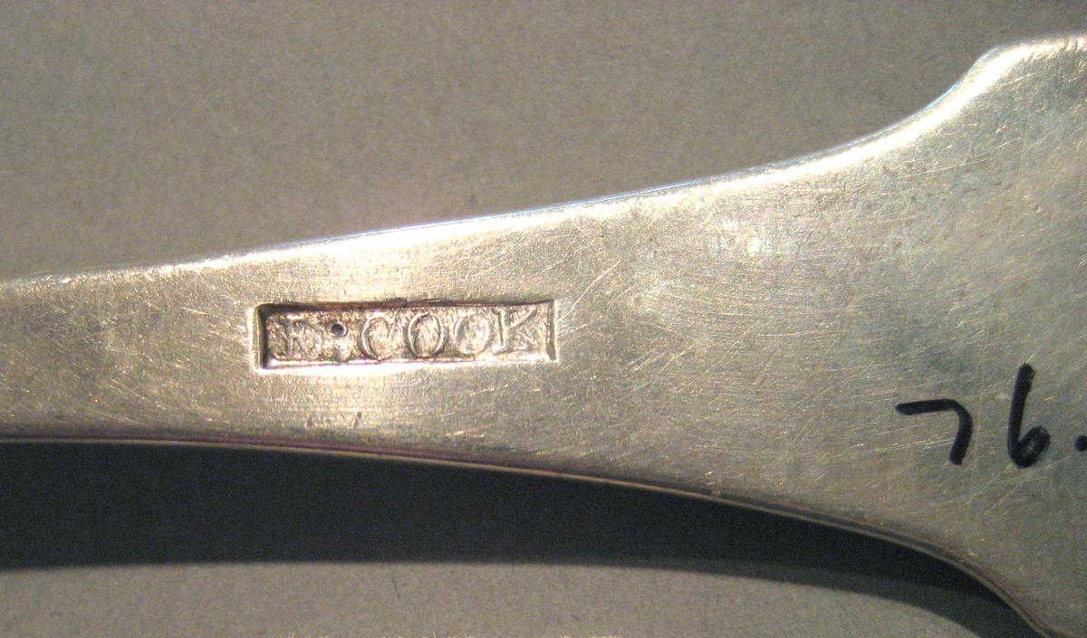 1998.0004.121.001 Silver Spoon mark