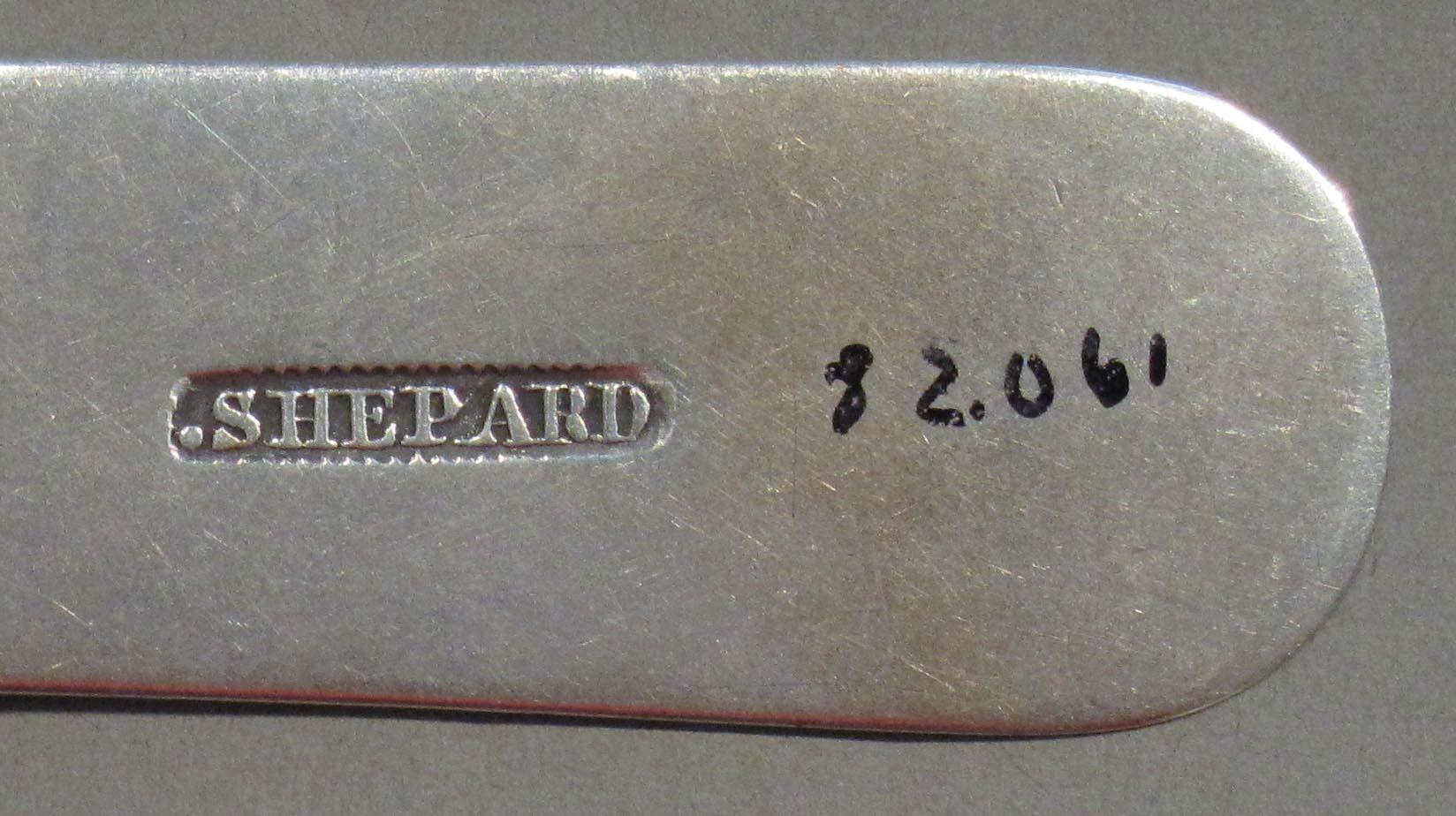 1998.0004.1210 spoon mark