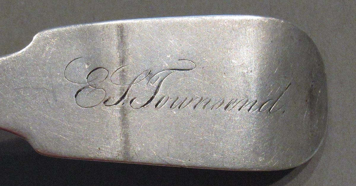 1998.0004.1213.002 spoon engraving
