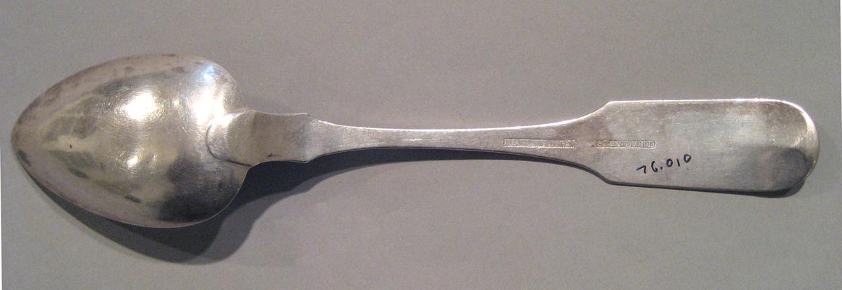 1998.0004.122 Silver Spoon underside