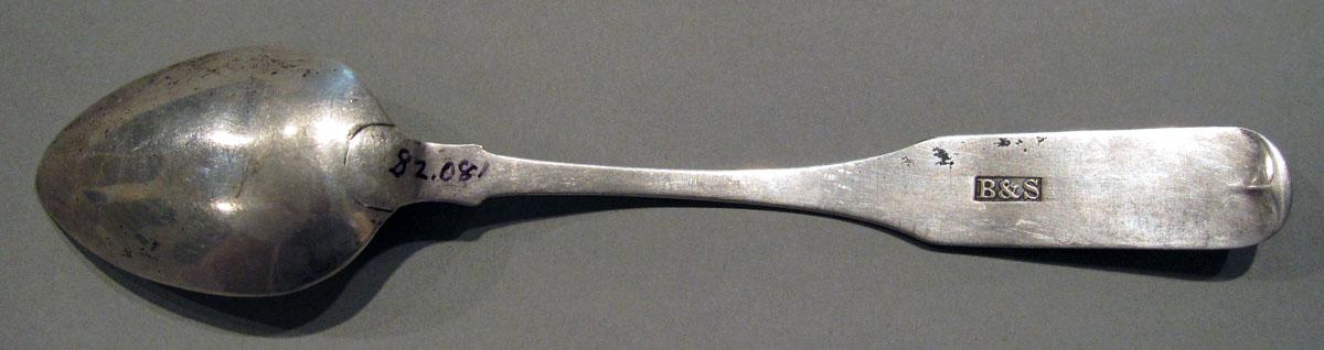1998.0004.1230 Silver Spoon underside
