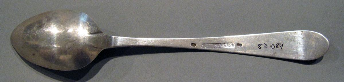 1998.0004.1233.001 Silver Spoon underside