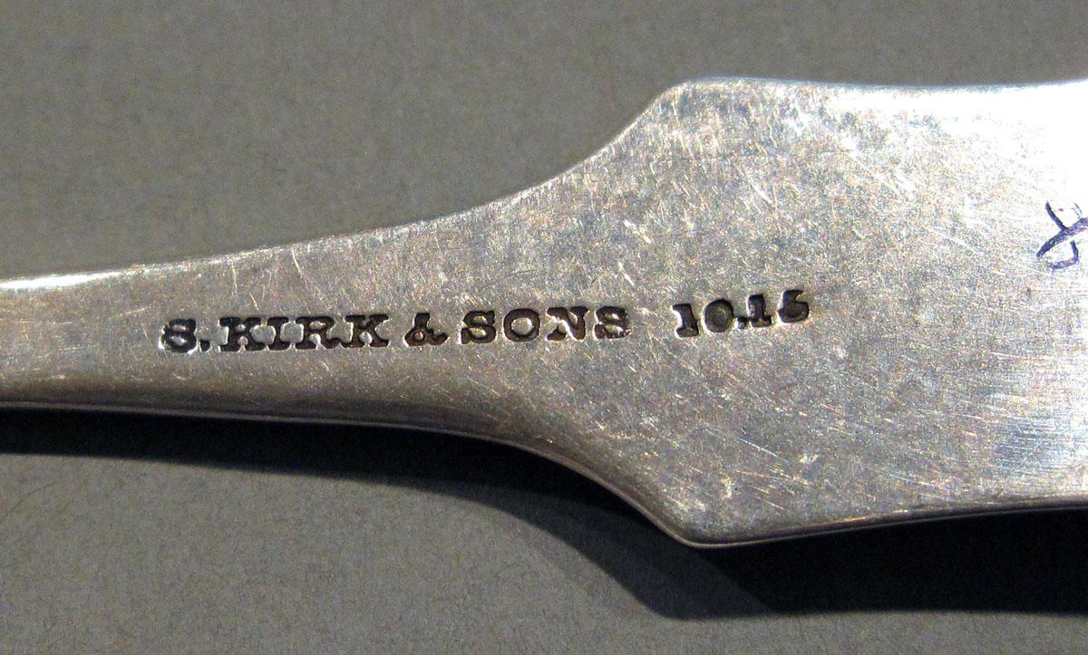 1998.0004.1243 Silver Spoon mark