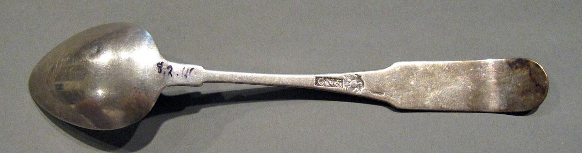 1998.0004.1257 Silver Spoon underside
