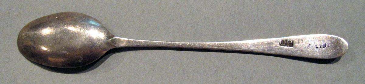 1998.0004.1258 Silver Spoon underside