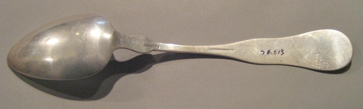1998.0004.125 Silver Spoon underside