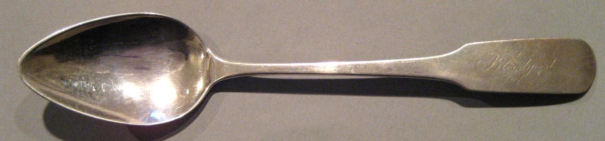 1998.0004.126.002 Silver Spoon upper surface