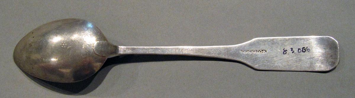 1998.0004.1265 Silver Spoon underside