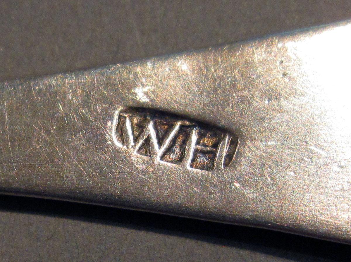 1998.0004.1278 Silver Spoon mark