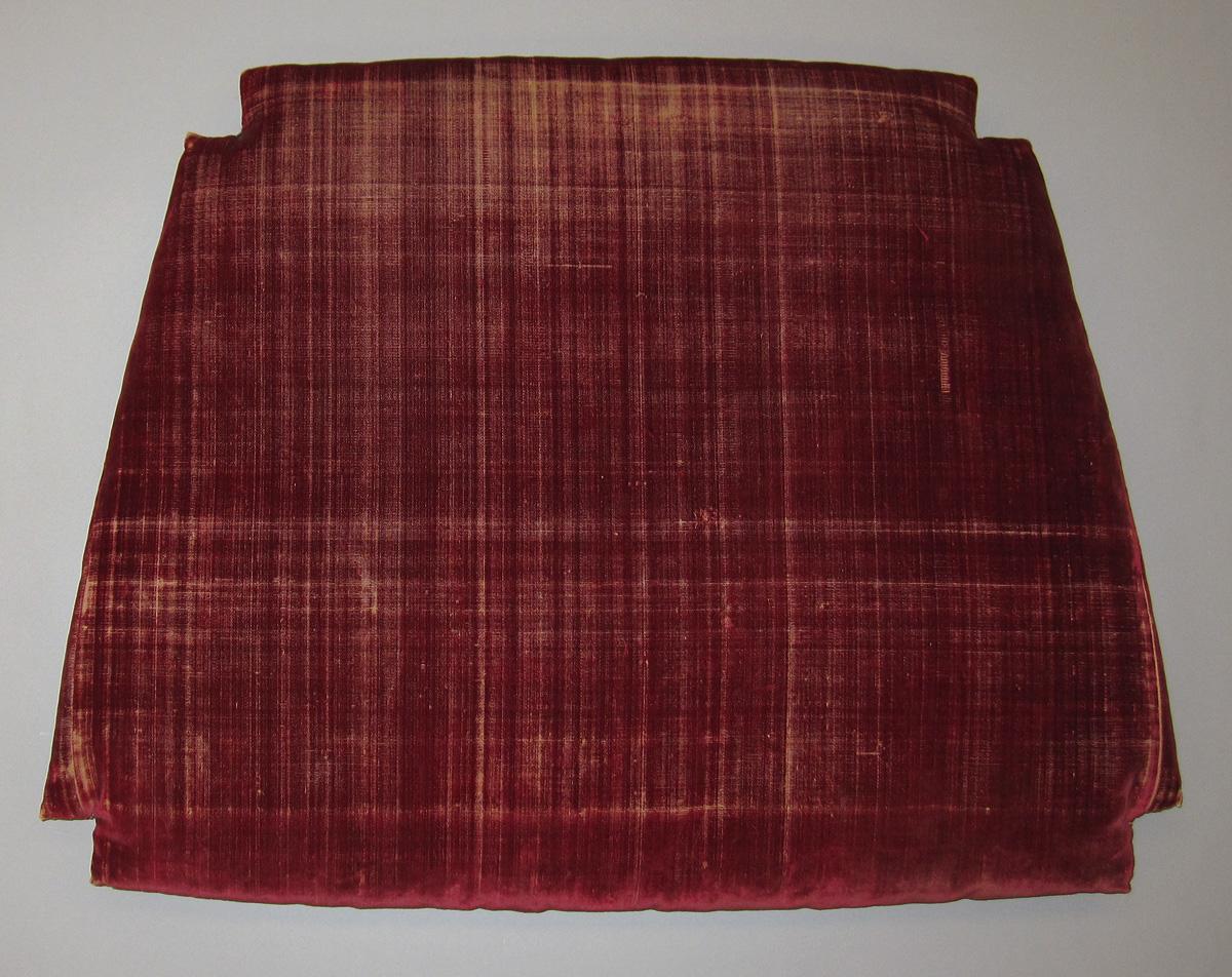 1969.4325 Cushion, Chair pad view 1
