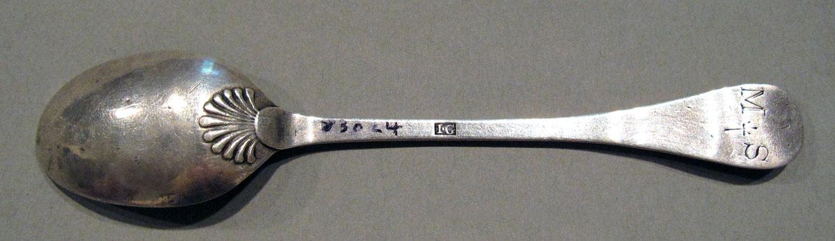 1998.0004.1282 Silver Spoon underside