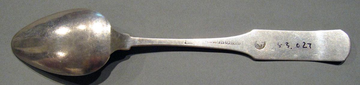 1998.0004.1284 Silver Spoon underside