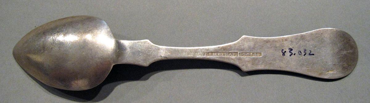 1998.0004.1288 Silver Spoon underside