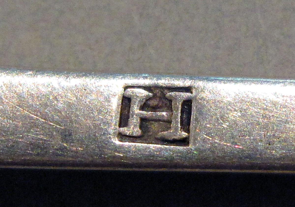 1998.0004.1290 Silver Spoon mark