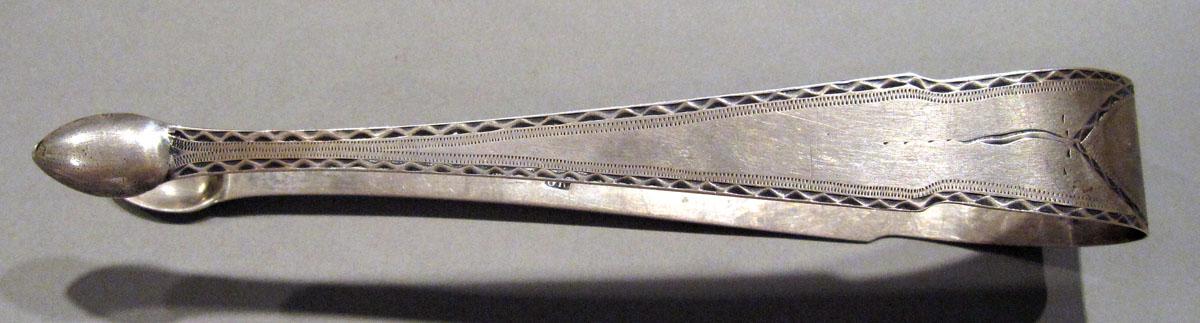 1998.0004.1291 Silver Tongs view 2