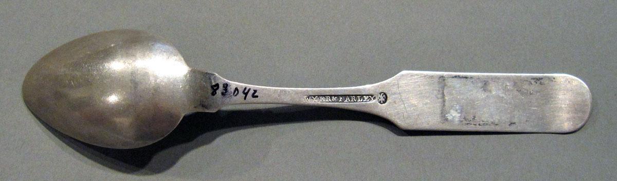 1998.0004.1297 Silver Spoon underside
