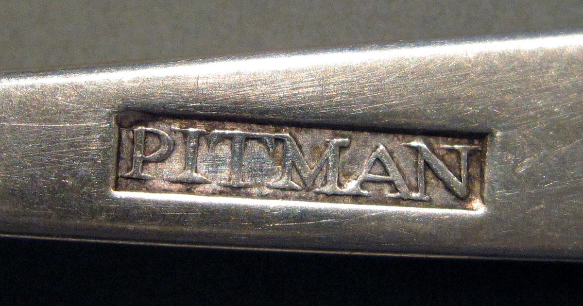 1998.0004.1300 Silver Spoon mark