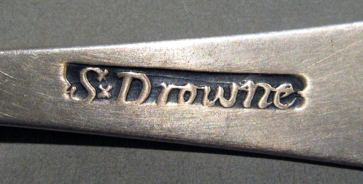 1998.0004.1308 Silver Spoon mark