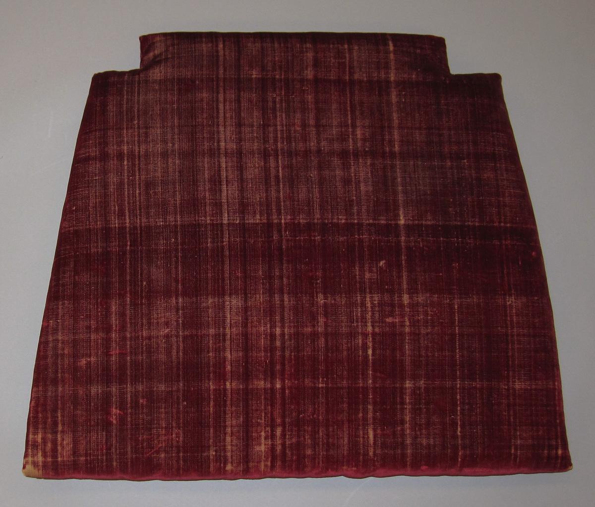 1969.4323 Cushion, Chair pad view 1