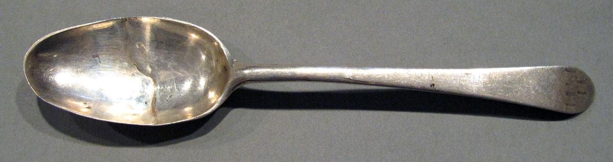 1998.0004.1318.002 Silver Spoon upper surface