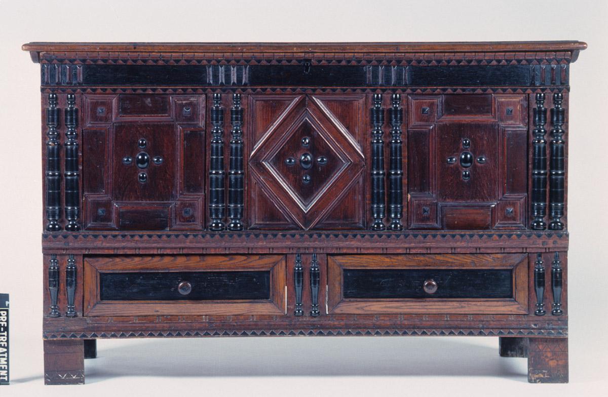 1958.0543 Chest, before conservation treatment, view 1