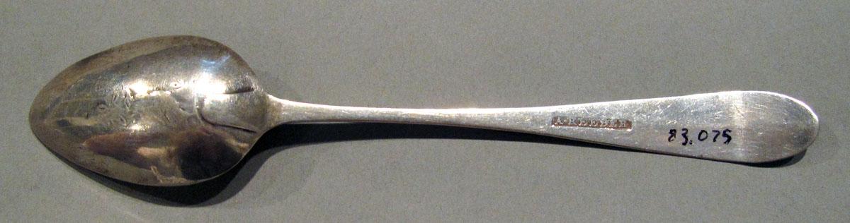 1998.0004.1330 Silver Spoon underside