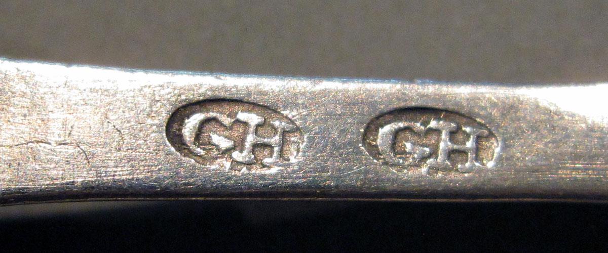 1998.0004.1332 Silver Spoon mark