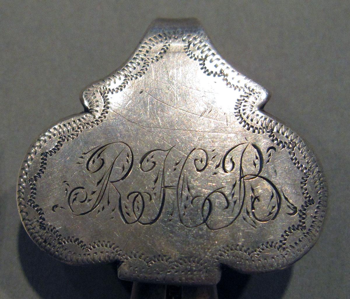 1998.0004.1339 Silver Chatelaine engraving