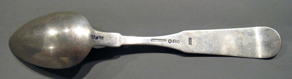 1998.0004.1343 Silver Spoon underside