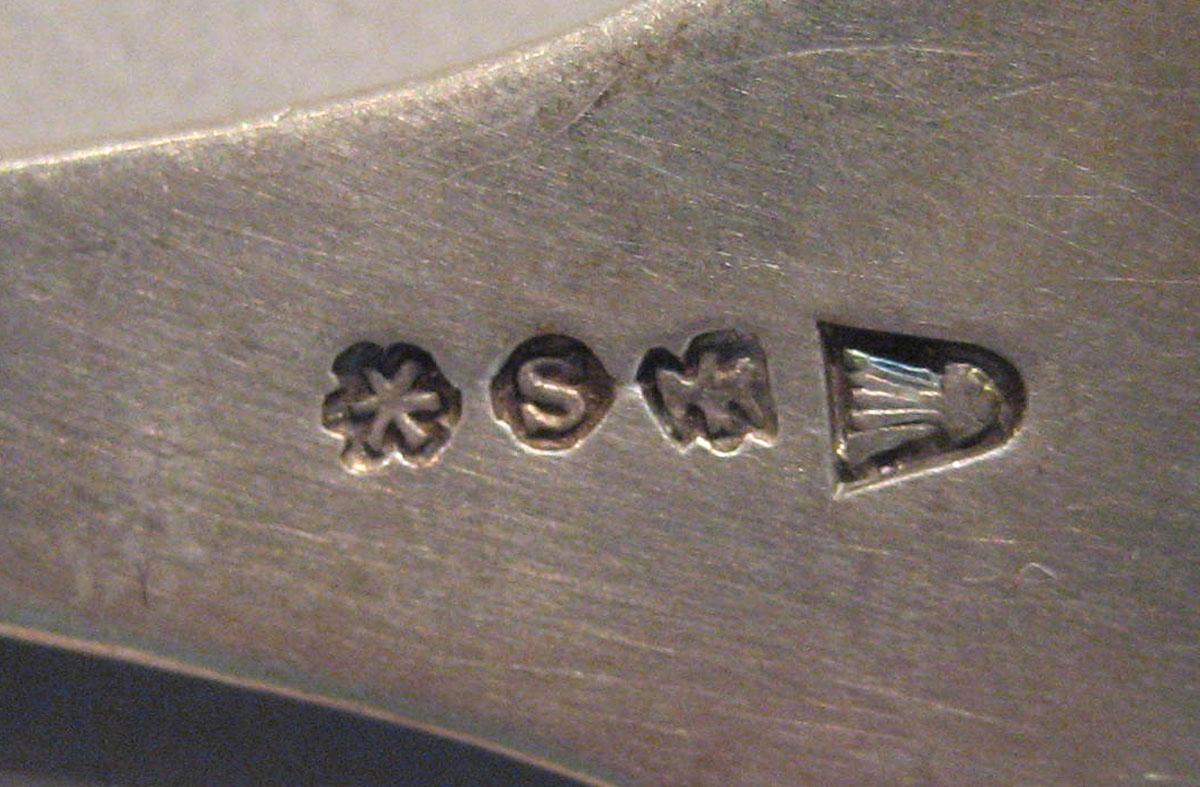 1998.0004.134 Silver Spoon marks