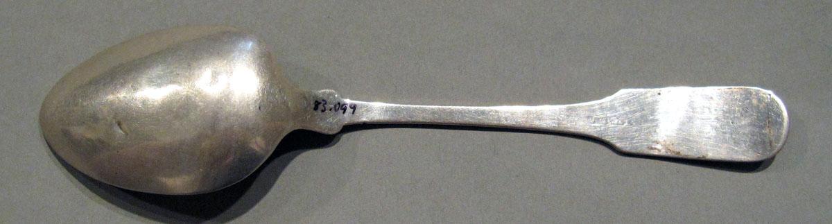 1998.0004.1353 Silver Spoon underside