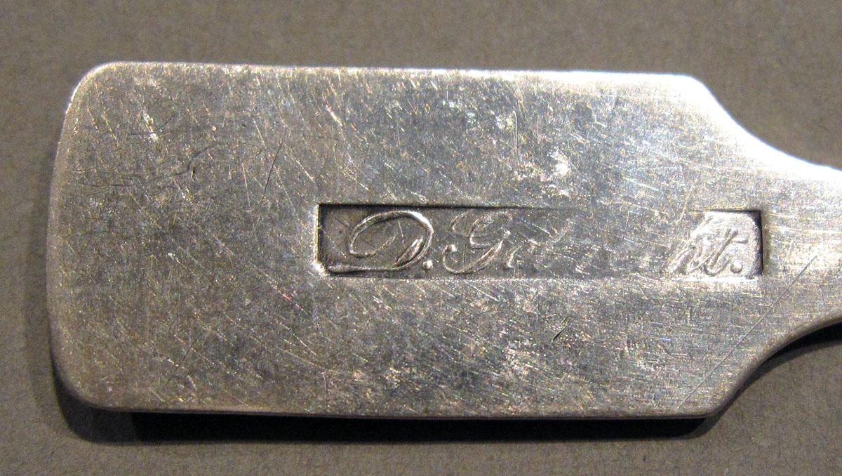 1998.0004.1363 Silver Spoon mark