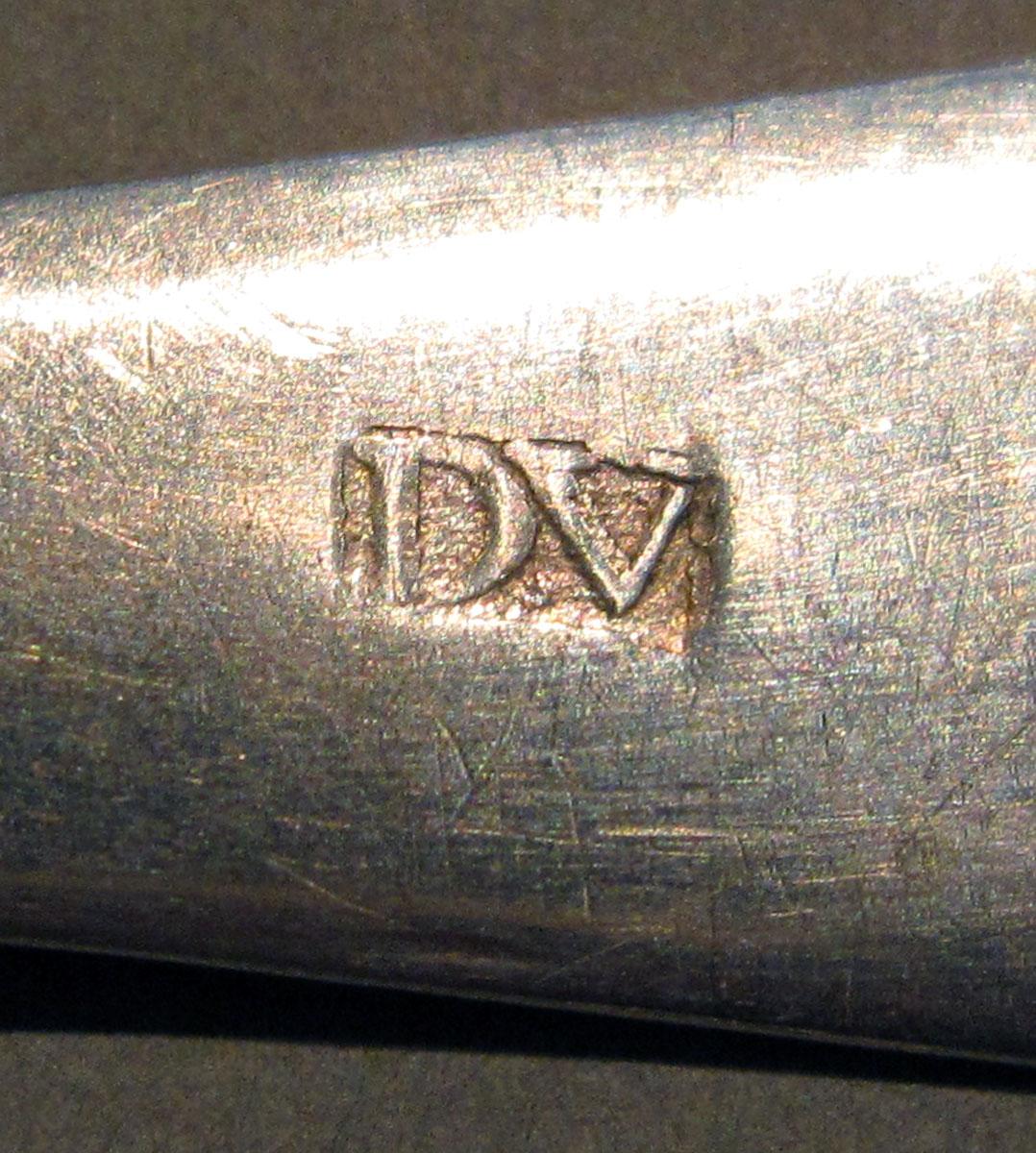 1998.0004.1367.002 Silver Spoon mark