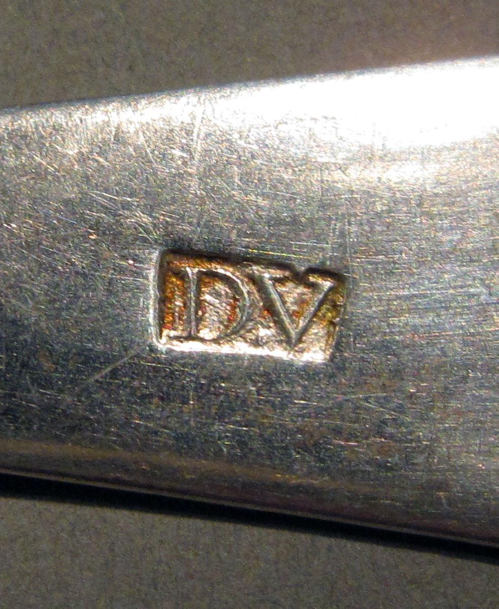 1998.0004.1367.003 Silver Spoon mark