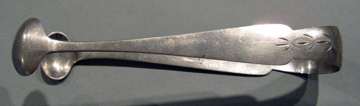 1998.0004.1369 Silver Tongs view 2