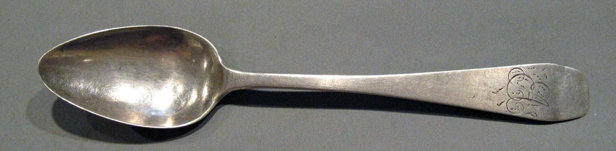 1998.0004.1371 Silver Spoon upper surface