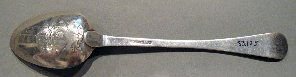 1998.0004.1378 Silver Spoon underside