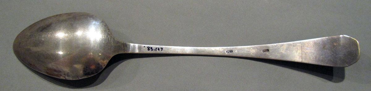 1998.0004.1380 Silver Spoon underside