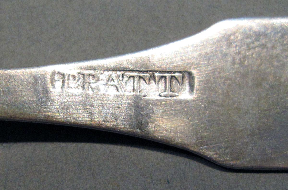 1998.0004.1383.004 Silver Spoon mark