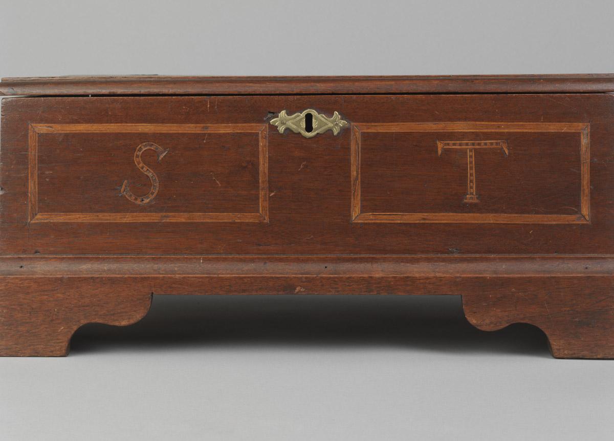 1958.0552 Box (detail)