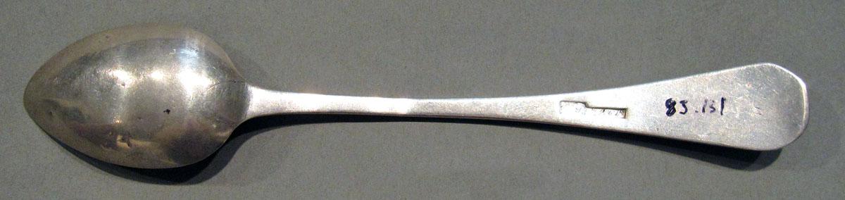 1998.0004.1384 Silver Spoon underside