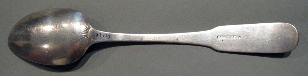 1998.0004.1386 Silver Spoon underside