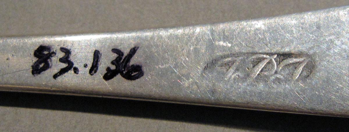 1998.0004.1389 Silver Spoon mark