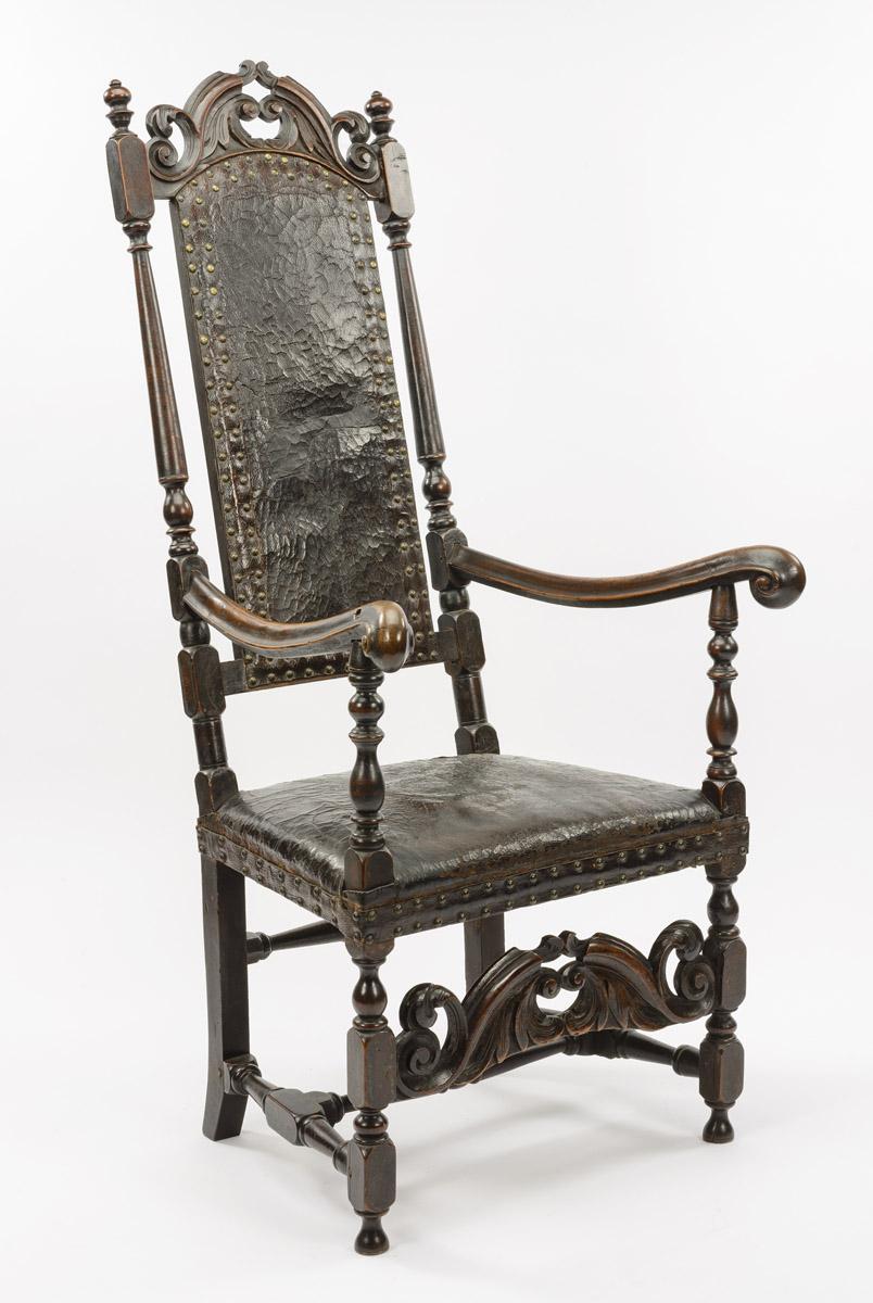 1958.0553 Chair, view 2