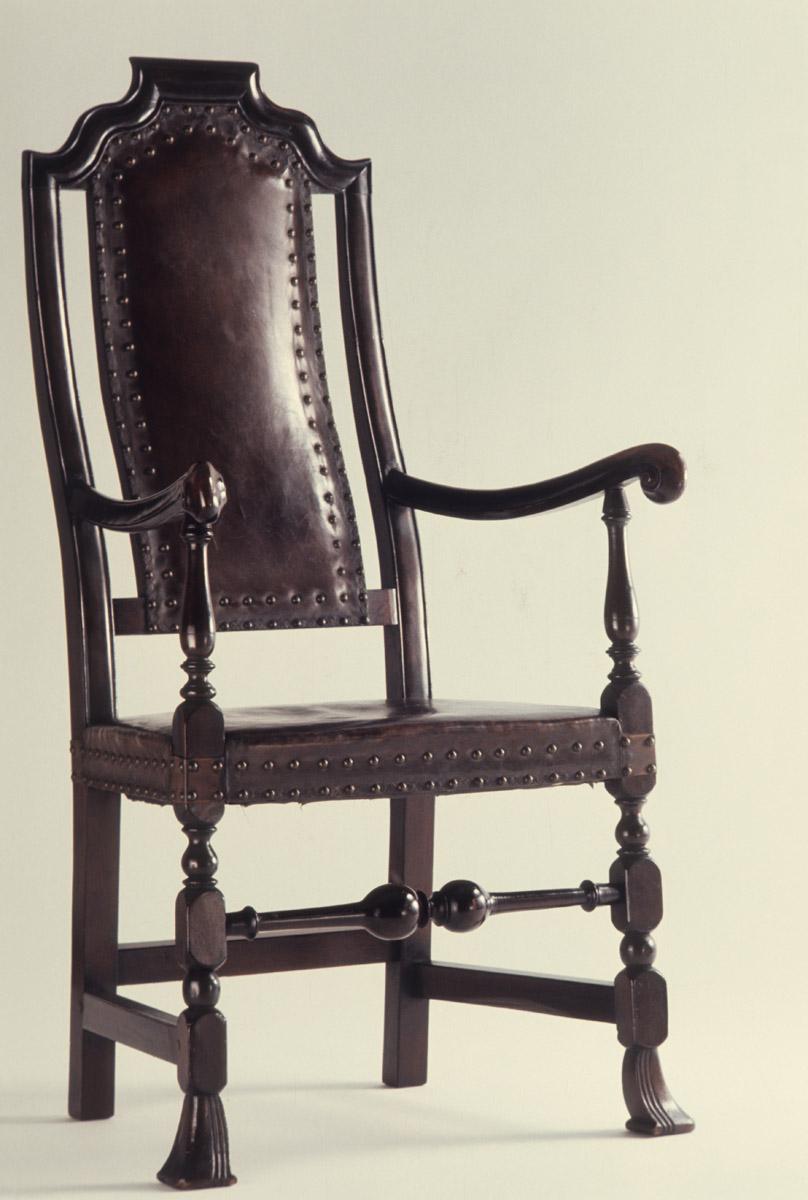 1958.0555 Chair, view 1
