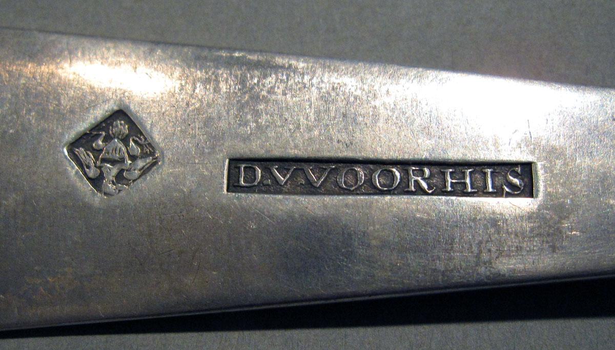 1998.0004.1398.001 Siver Spoon mark