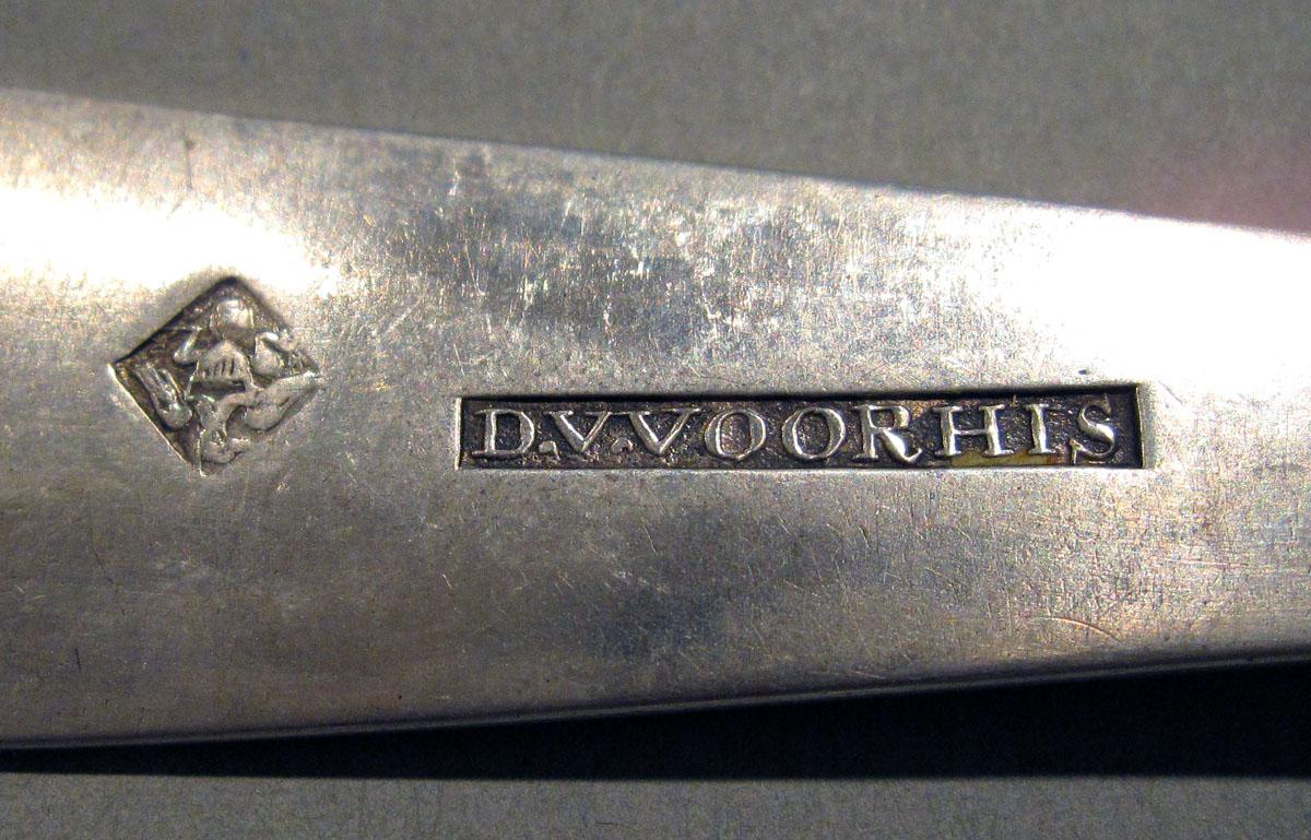 1998.0004.1398.003 Siver Spoon mark