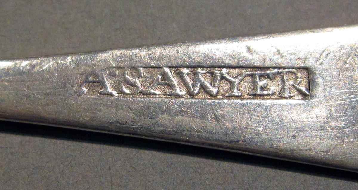 1998.0004.1404 Siver Spoon mark