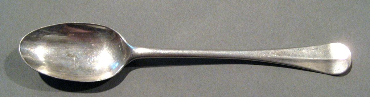 1998.0004.1407 Silver Spoon upper surface