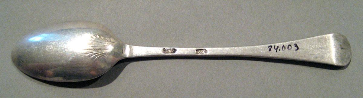 1998.0004.1407 Silver Spoon underside